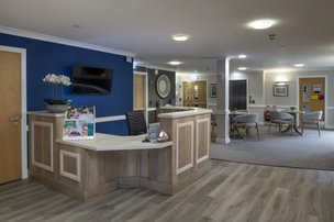 Charry Garth in High Wycombe -  reception