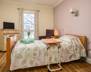 Greville House, Richmond, bedroom