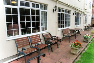 Abbey House,Bexhill-on-Sea, patio seating