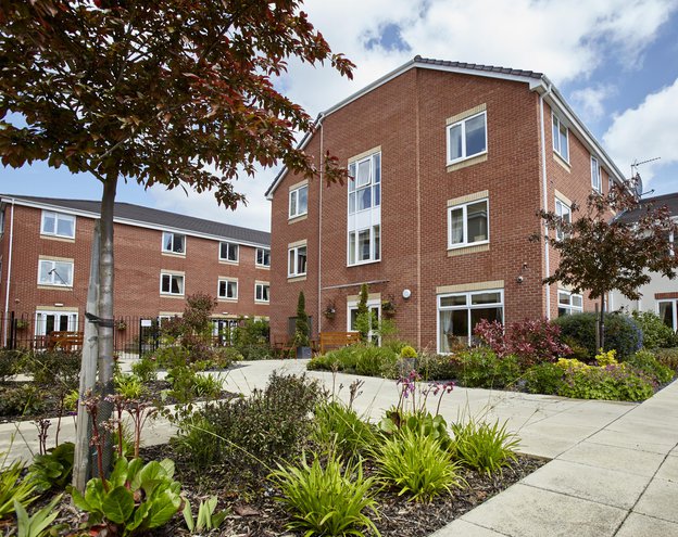 Acer Court Care Home Nottingham exterior