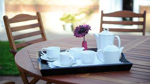 Admirals Reach, Outdoor Table