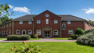 Appleton Lodge, Front Exterior