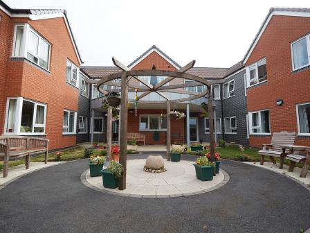 Apple Trees Care & Reablement Centre, Grantham, exterior of home 