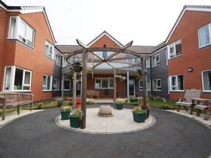 Apple Trees Care & Reablement Centre, Grantham, exterior of home 