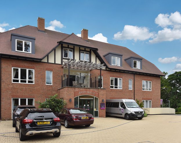 Ascot Grange Care Home Ascot exterior