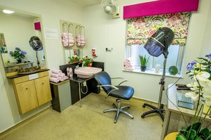 Ash Grange, Hair Salon