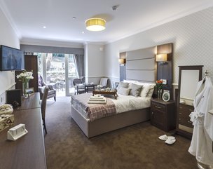 Astbury Manor Care Home Bracknell bedroom