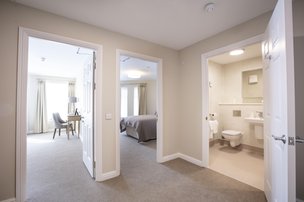 Purley Gardens, Surrey, suite