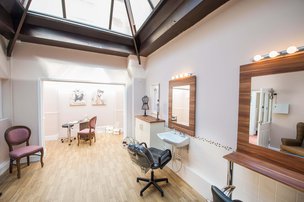 Badgeworth Court Nursing Home In Cheltenham