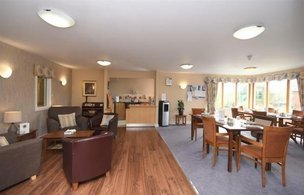Barton Mews - Spacious Dining Area
