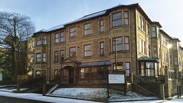 Beaconsfield Court in Barnard Castle, front entrance