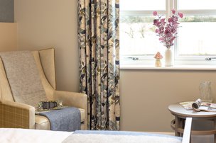 Dovebourne, Burton-on-Trent, room