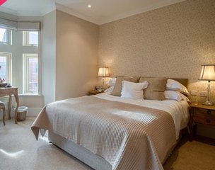 Avery Park Retirement Living Apartments, Kettering, bedroom 