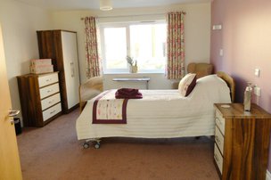 Barnes Lodge Residential and Nursing home in Tonbridge, Bedroom