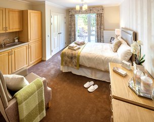 Birchmere Mews Care Home, Solihull, bedroom
