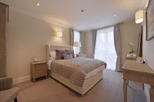 Brentwood Arches, Essex, bedroom