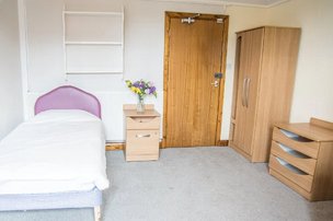 Bridlington Manor, larger area of room