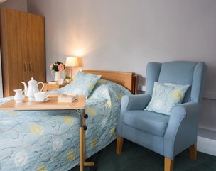 Field House, Harpenden, bedroom