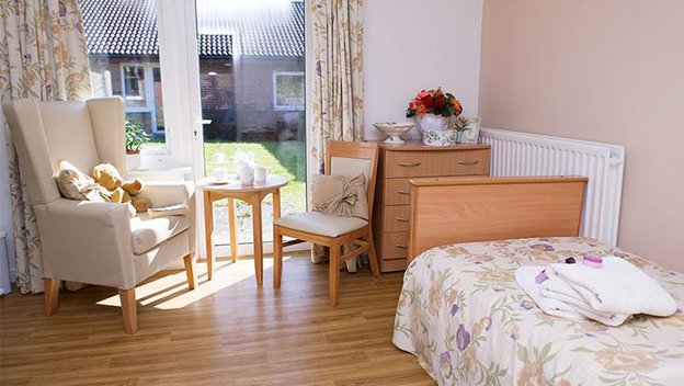 Capwell Grange, bedroom 