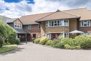 Chantry House Nursing Home in Saxmundham, Suffolk exterior of home