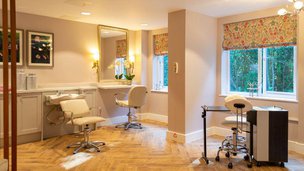 Charters Court, salon 