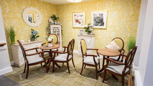Chaseview, small dining area 