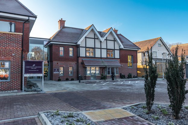 Chestnut Gardens Care Home in Purley - Exterior