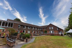 Engelberg Care Home in Wolverhampton, garden area 