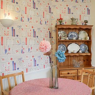 Northleach Court, Cheltenham, communal areas