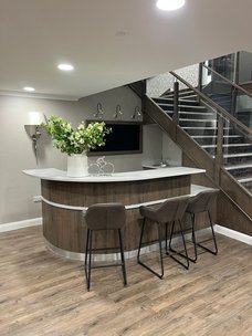 Crofton Springs, bar area 