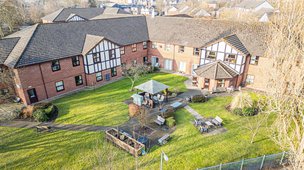 Daneside Court, home with back garden in view 