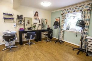 Douglas View, salon 
