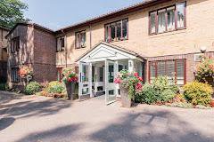 Challoner House Care Home in Chandler's Ford, Front Exterior