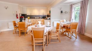 Maple Leaf, Derbyshire, dining area 
