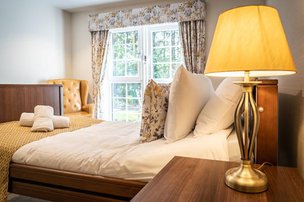 Oakeshott House, Bedroom