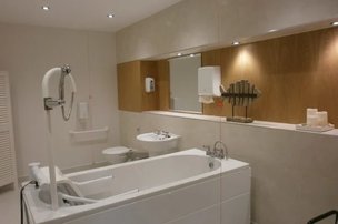 Eastbourne House, bath 