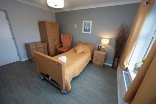 Elmwood House, bedroom 