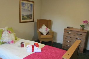 Elstree Court Care, bedroom 