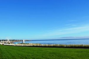 Falstone Court, sea view 