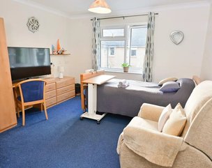 Fitzwarren House Care Home in Swindon