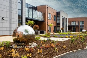 Fosse Way, garden area 