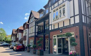 Rosebery Manor, Epsom, exterior 1
