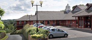 Froome Bank - Exterior