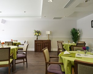 Northleach Court, Cheltenham, dining room