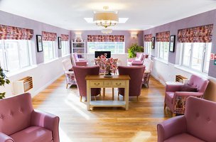 Kingsclere Court, Westcliff -On-Sea, lounge area with TV 