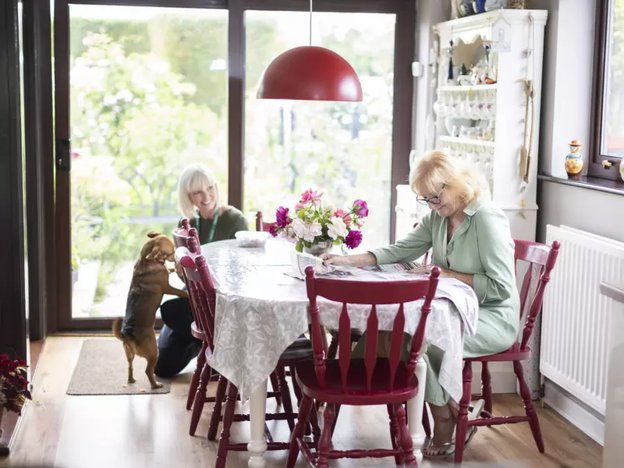 GoodOaks Homecare Glasgow South, sitting at the table 