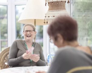 GoodOaks Homecare - Farnham, Alton, Haslemere, companionship