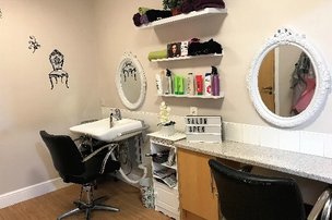 Greenways Court, salon 