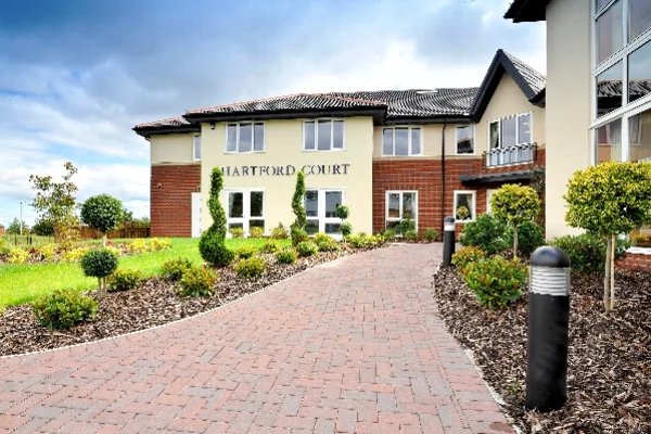 Hartford Court, exterior 