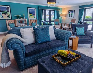 Whitewater Place, Hook, lounge